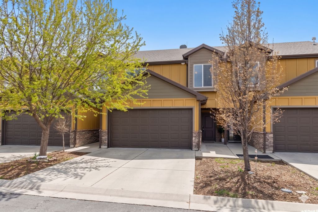 Photo of 2053 BRYNN AVE #2, West Haven, UT 84401 (MLS # 2154269)