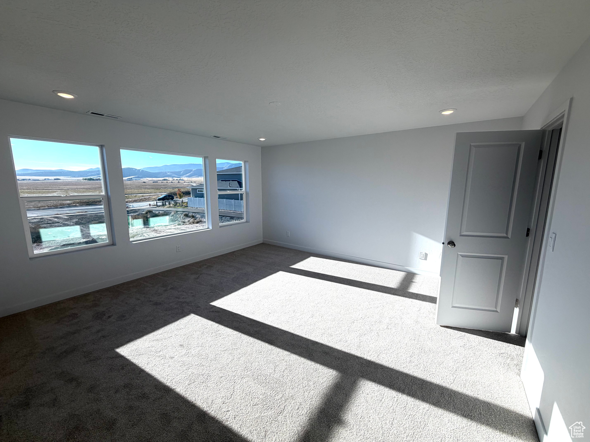 FIREFLY - Residential