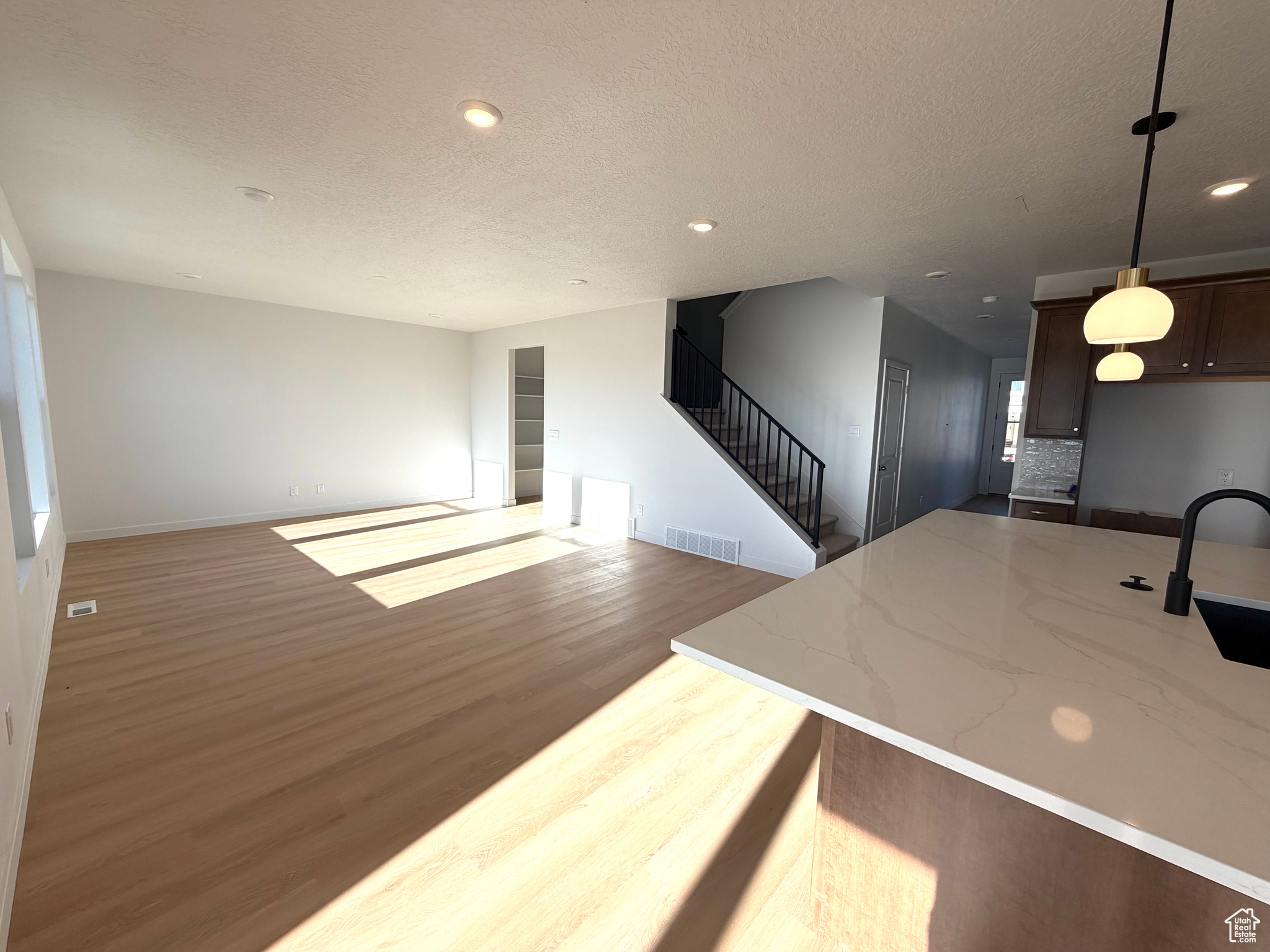 FIREFLY - Residential