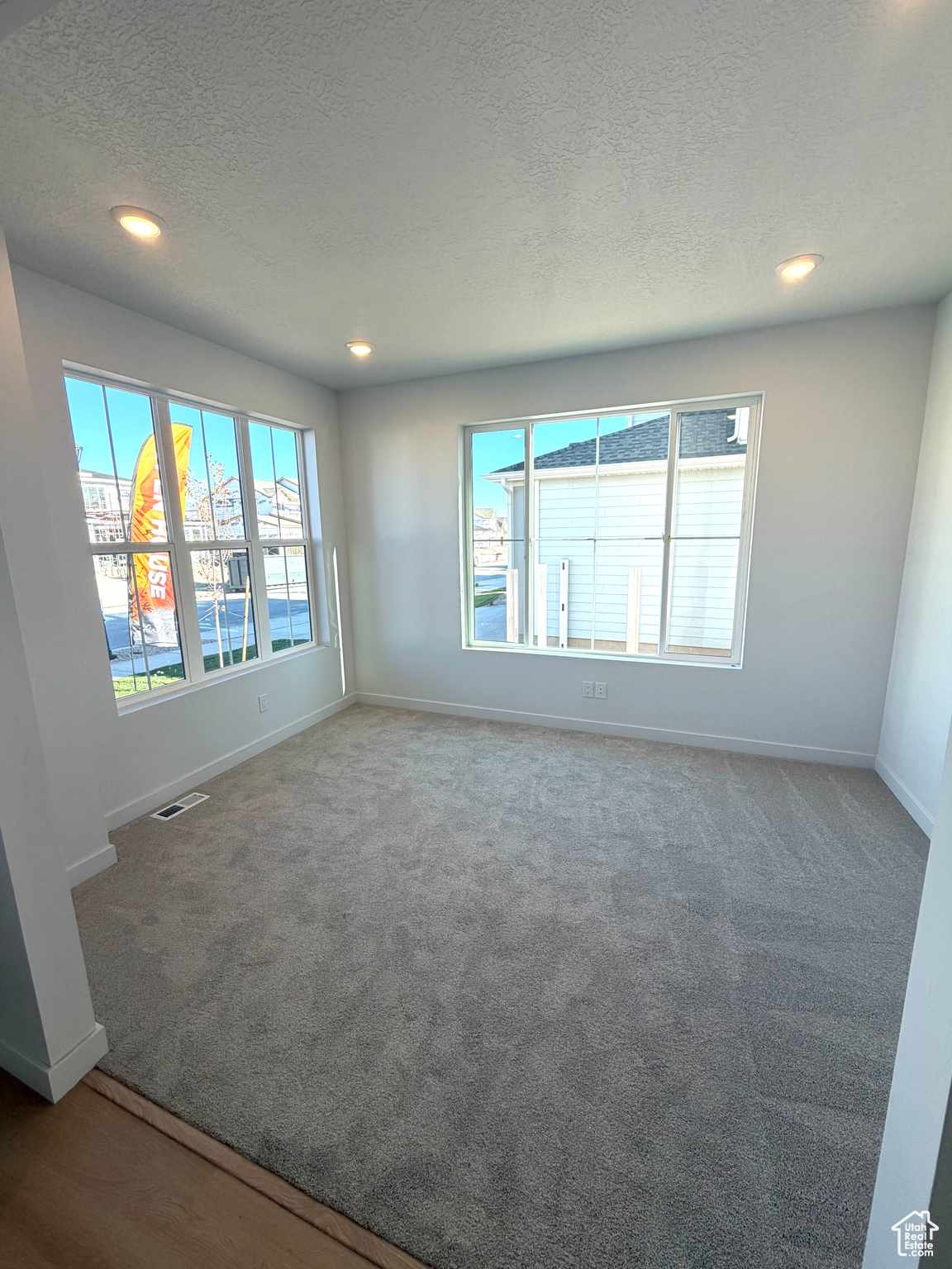 FIREFLY - Residential