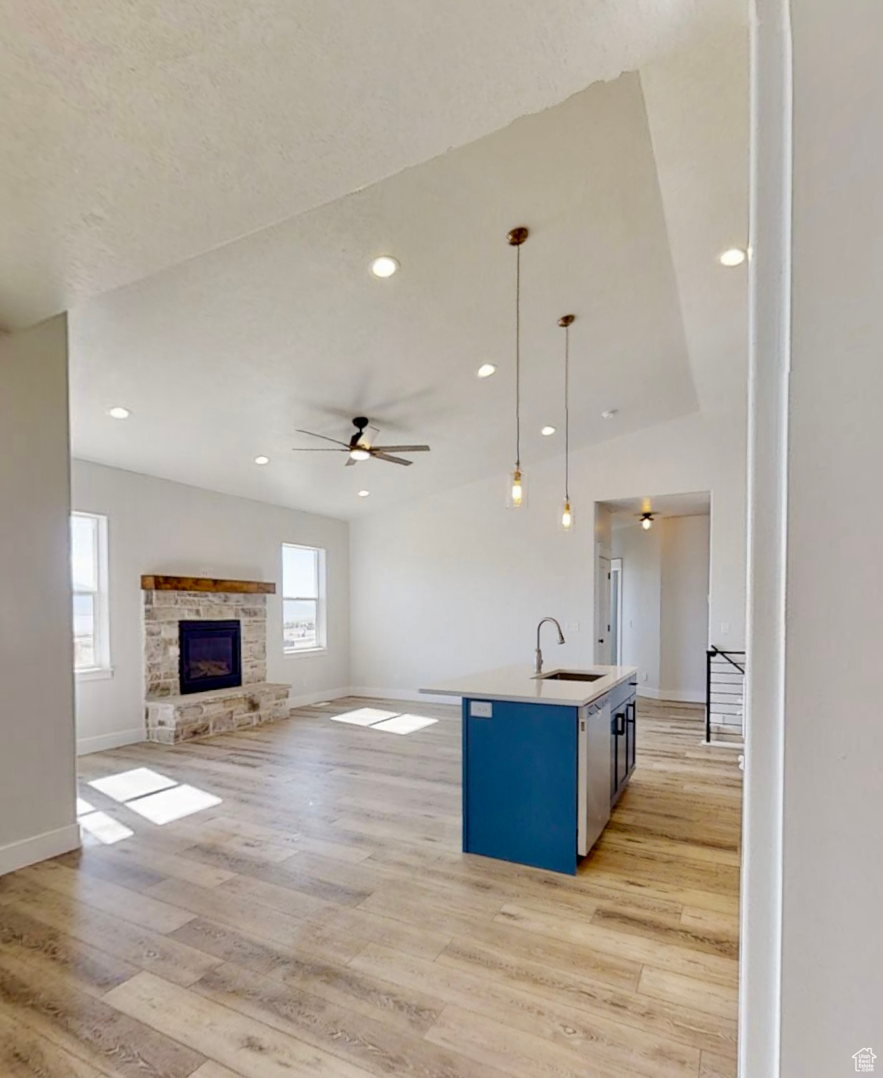 SPRING FIELD ESTATES - Residential