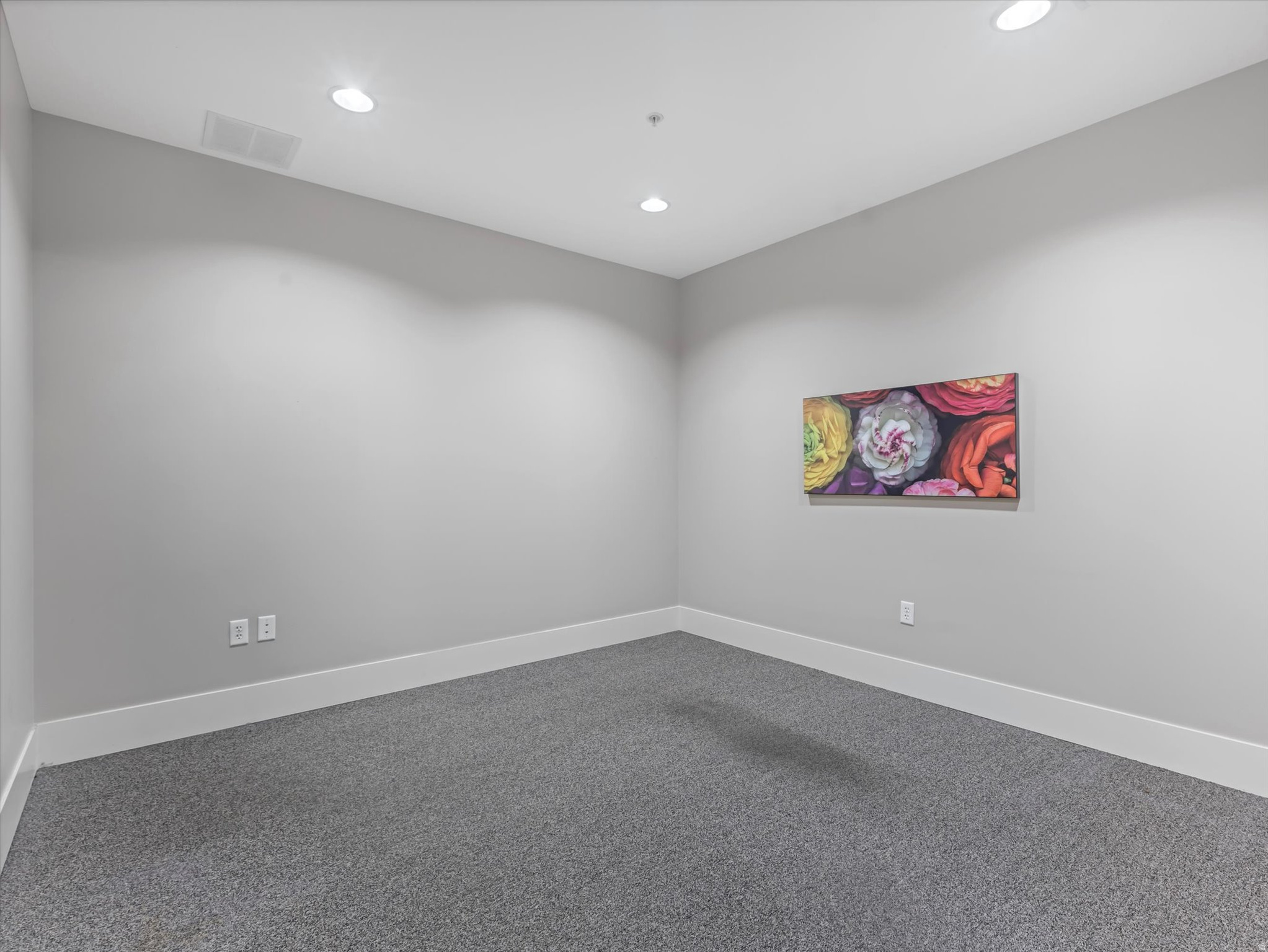 ROCKWELL SQUARE - Commercial Sale