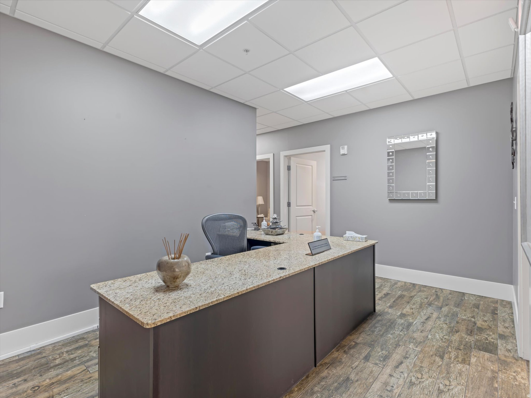 ROCKWELL SQUARE - Commercial Sale