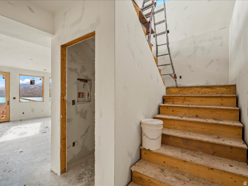 THE RIDGE TOWNHOMES - Residential