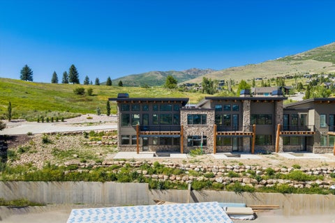Townhouse For Sale - 5338 E 3425 #1001<br/> Weber County, Eden, UT 84310
