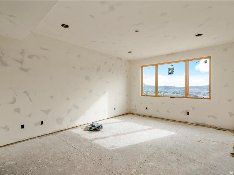 THE RIDGE TOWNHOMES - Residential