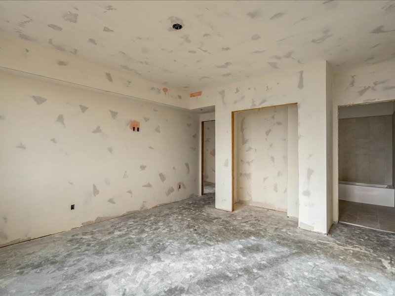 THE RIDGE TOWNHOMES - Residential