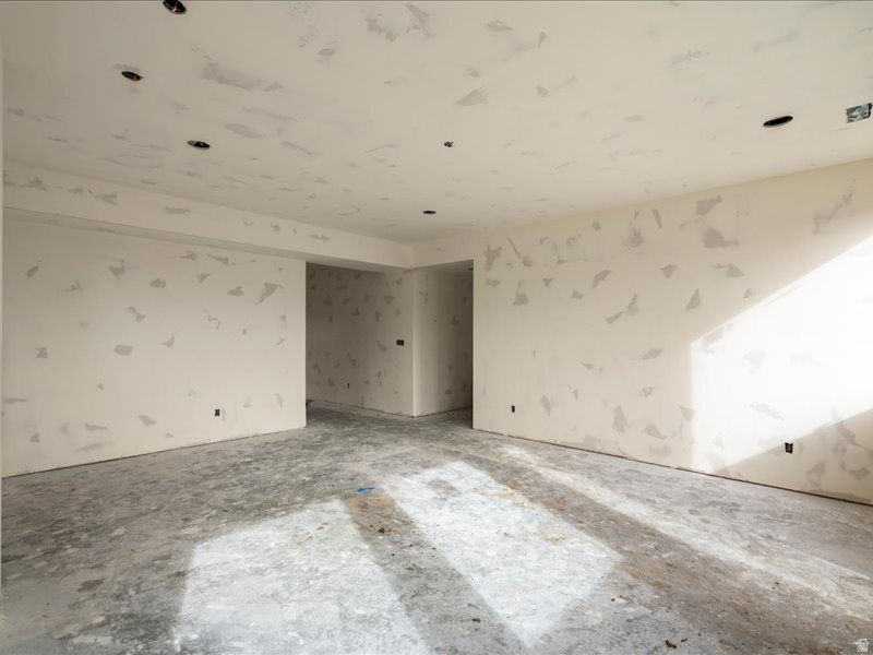 THE RIDGE TOWNHOMES - Residential