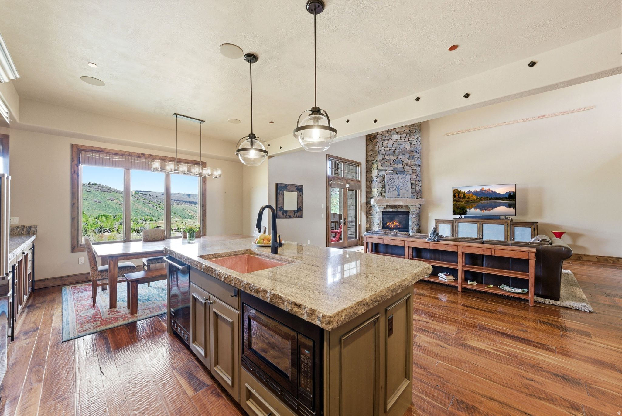 JEREMY POINT CONDO - Residential
