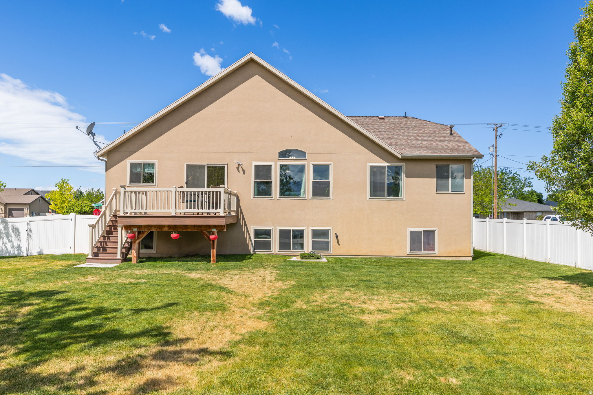 LINDA VISTA MEADOWS - Residential