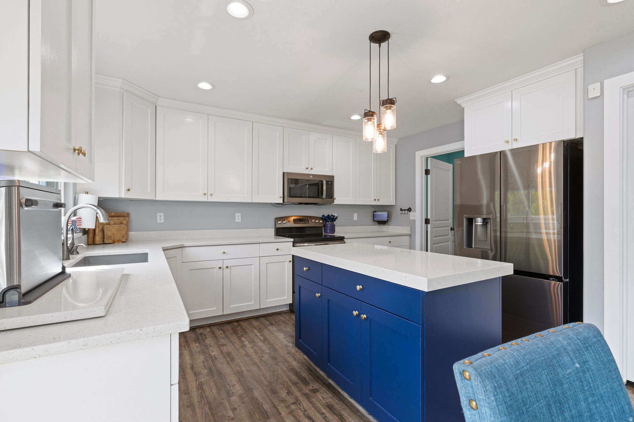 LINDA VISTA MEADOWS - Residential