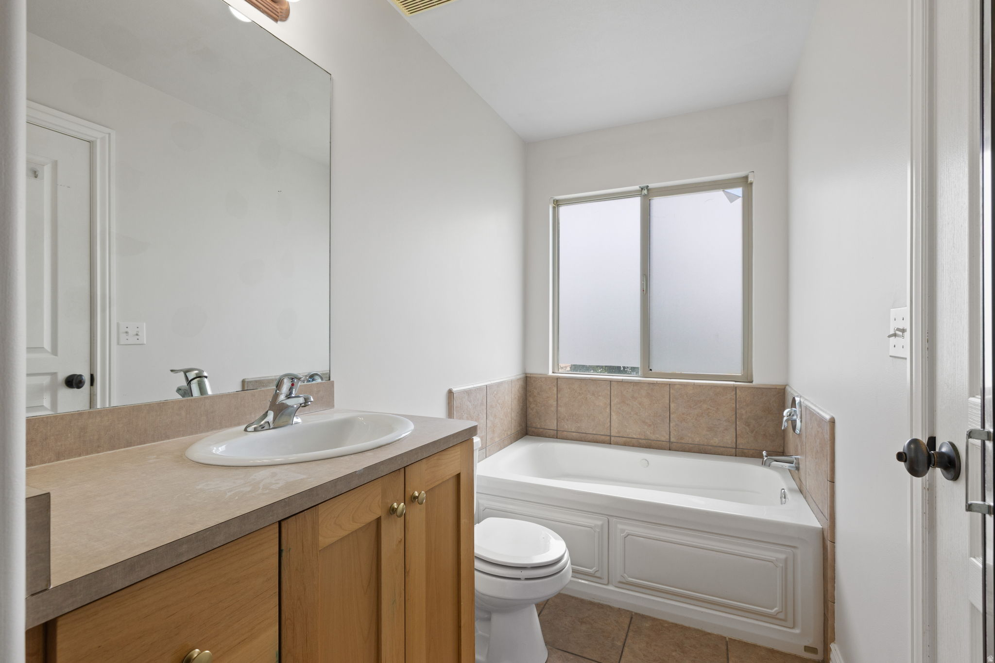 LINDA VISTA MEADOWS - Residential