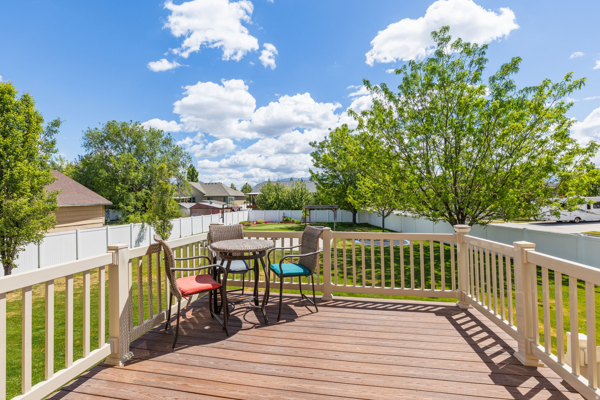 LINDA VISTA MEADOWS - Residential