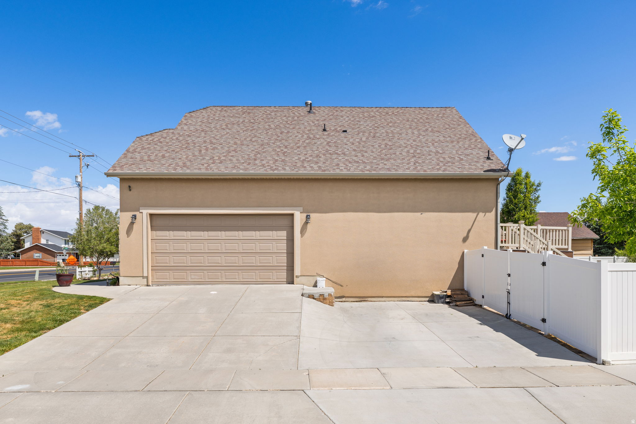 LINDA VISTA MEADOWS - Residential