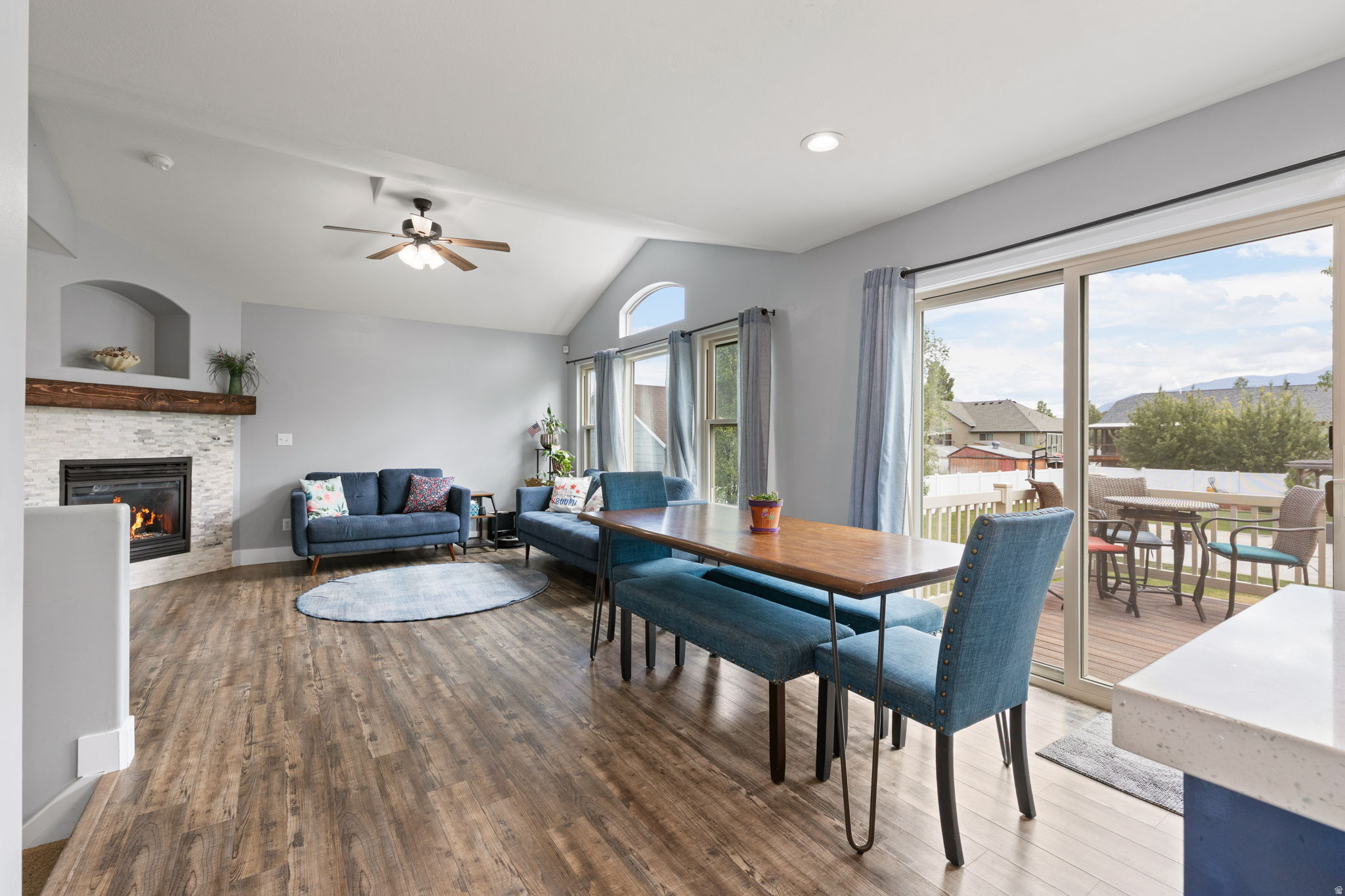 LINDA VISTA MEADOWS - Residential