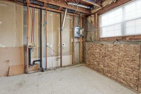 Tiny photo for 348 E 500 S, Clearfield, UT 84015 (MLS # 2149619)