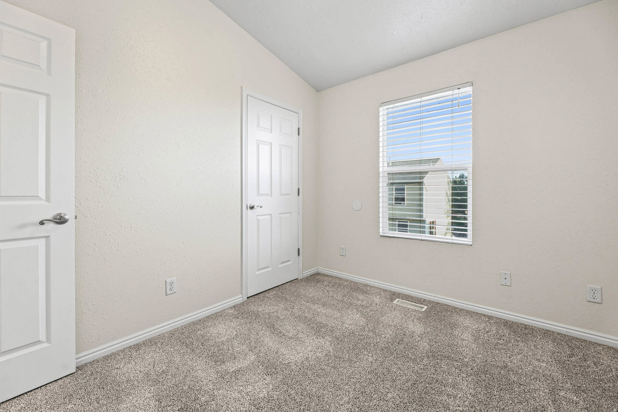 NEWCASTLE GREENE TOWNHOMES PUD - Residential