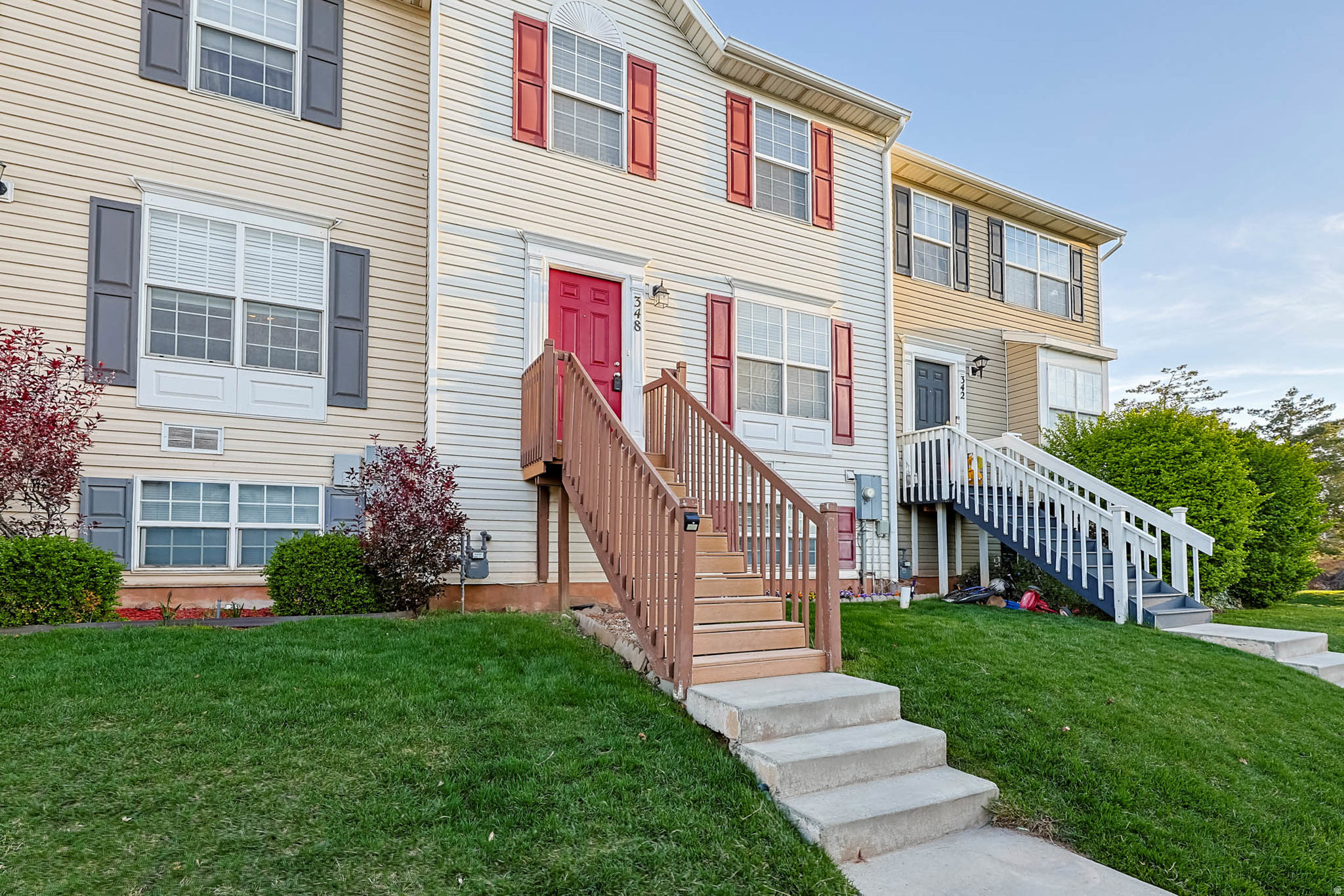 NEWCASTLE GREENE TOWNHOMES PUD - Residential