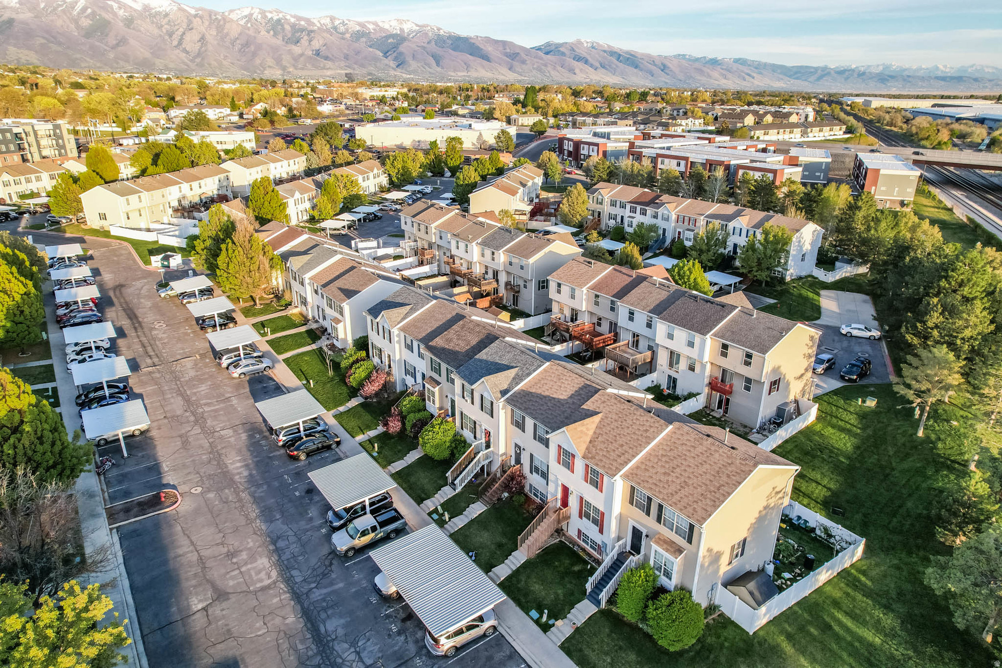 NEWCASTLE GREENE TOWNHOMES PUD - Residential