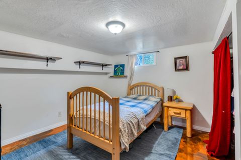 Tiny photo for 140 S 100 E, Payson, UT 84651 (MLS # 2150599)