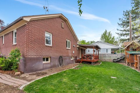Tiny photo for 140 S 100 E, Payson, UT 84651 (MLS # 2150599)