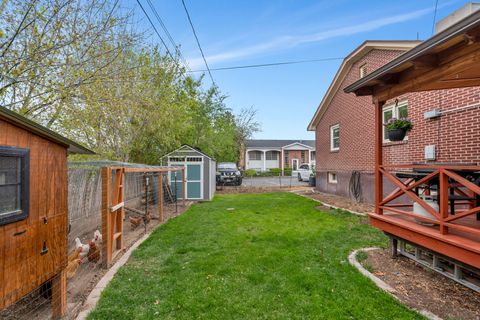 Tiny photo for 140 S 100 E, Payson, UT 84651 (MLS # 2150599)