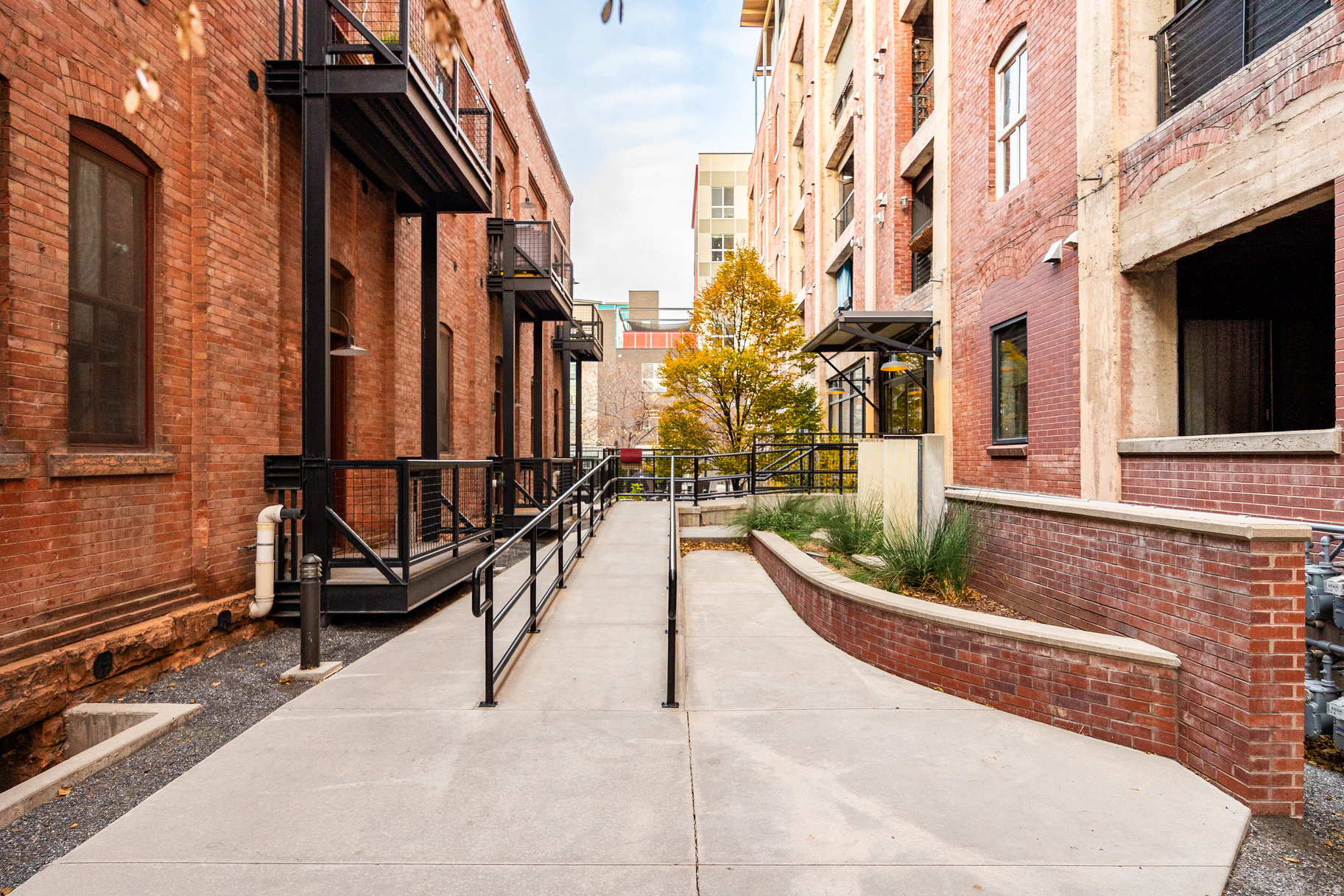 WESTGATE LOFTS - Residential