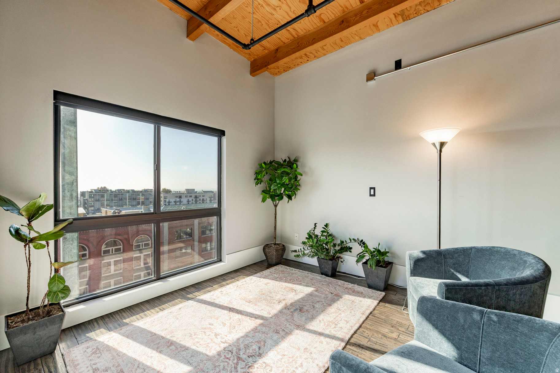 WESTGATE LOFTS - Residential