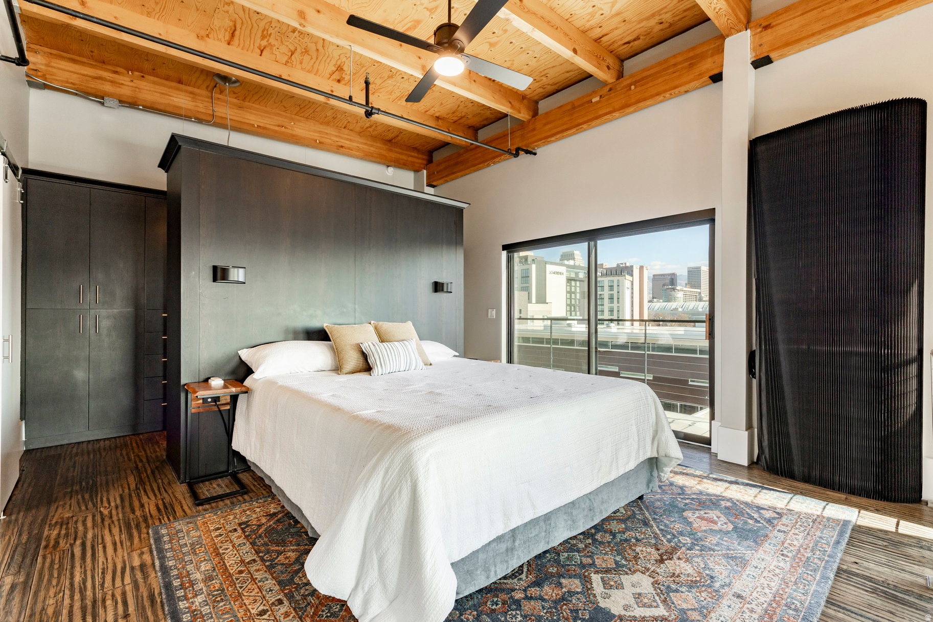 WESTGATE LOFTS - Residential