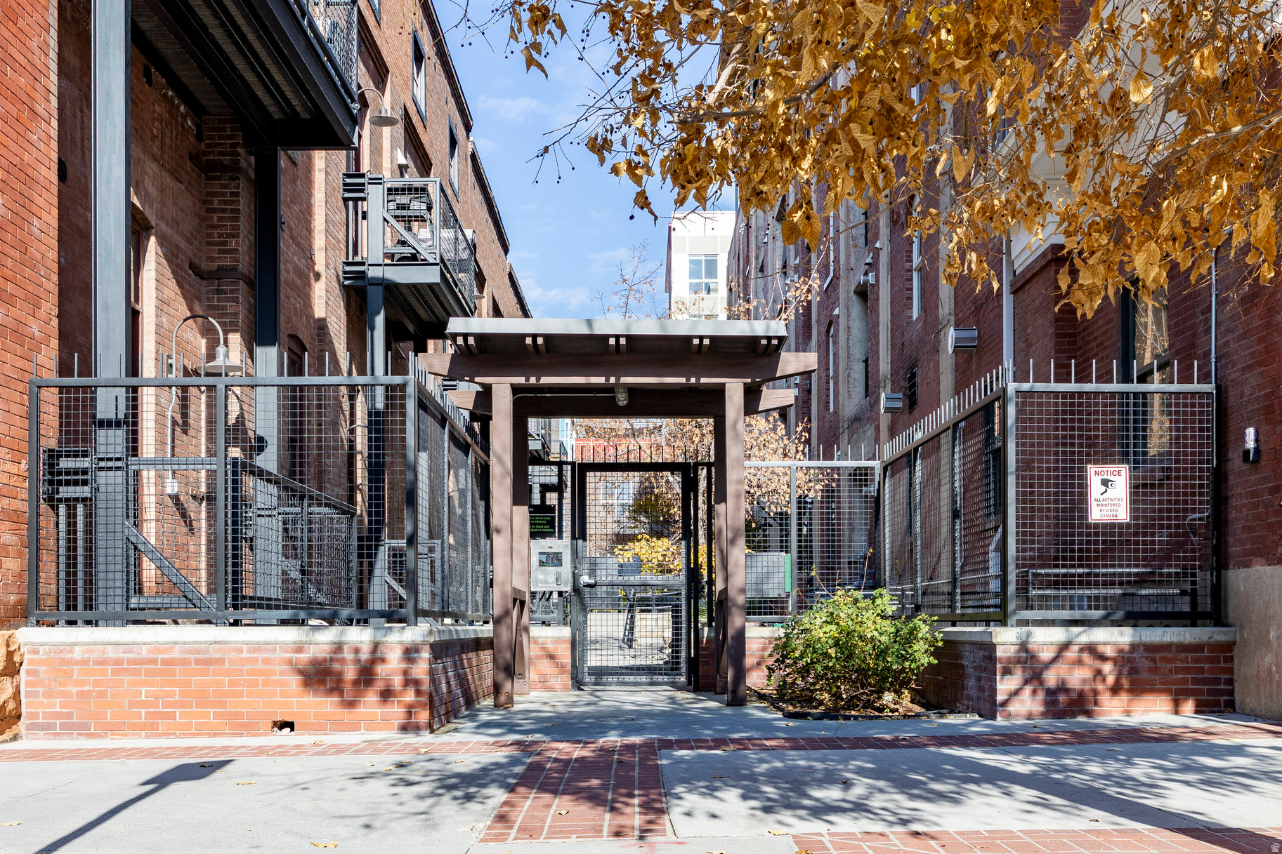 WESTGATE LOFTS - Residential
