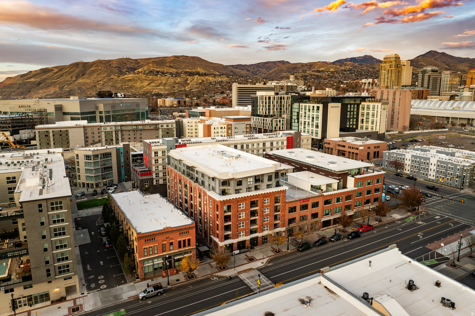 WESTGATE LOFTS - Residential