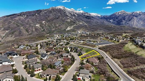 Tiny photo for 1846 E SEVEN OAKS LN S #442, Draper, UT 84020 (MLS # 2154025)