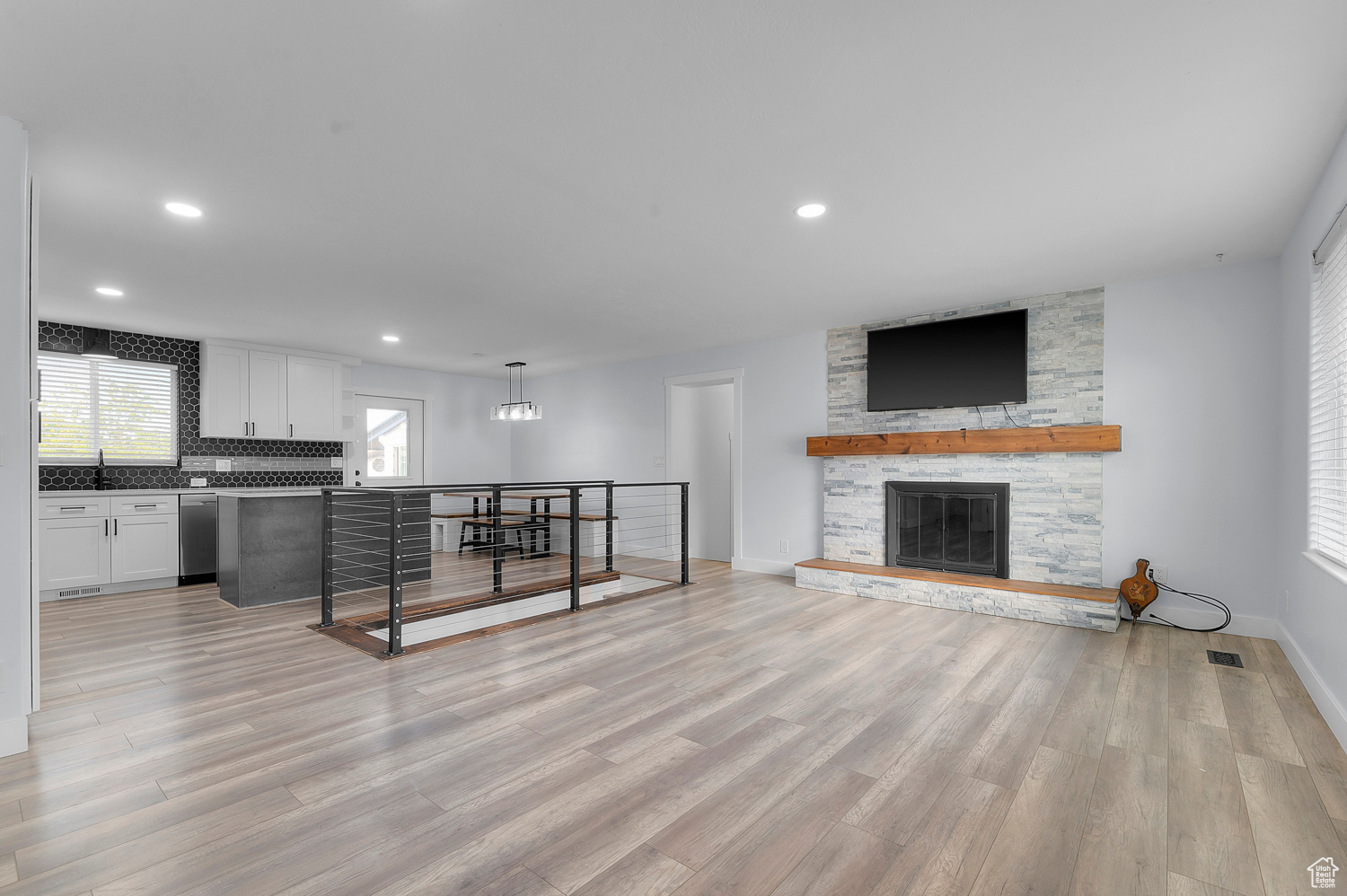WILLOW VIEW - Residential
