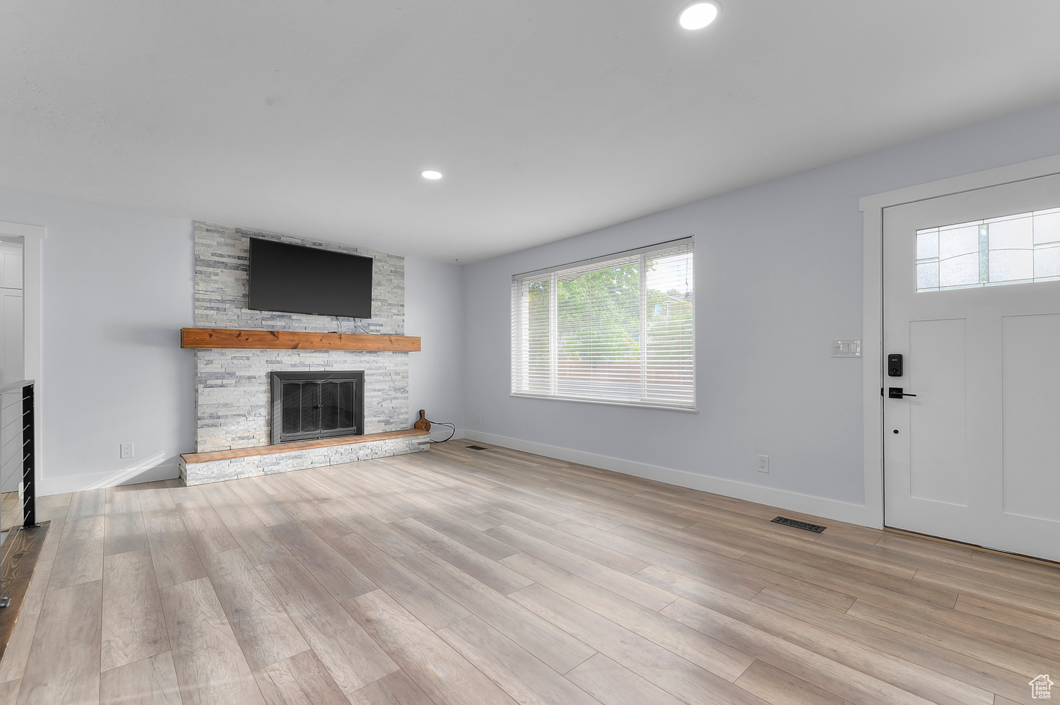 WILLOW VIEW - Residential
