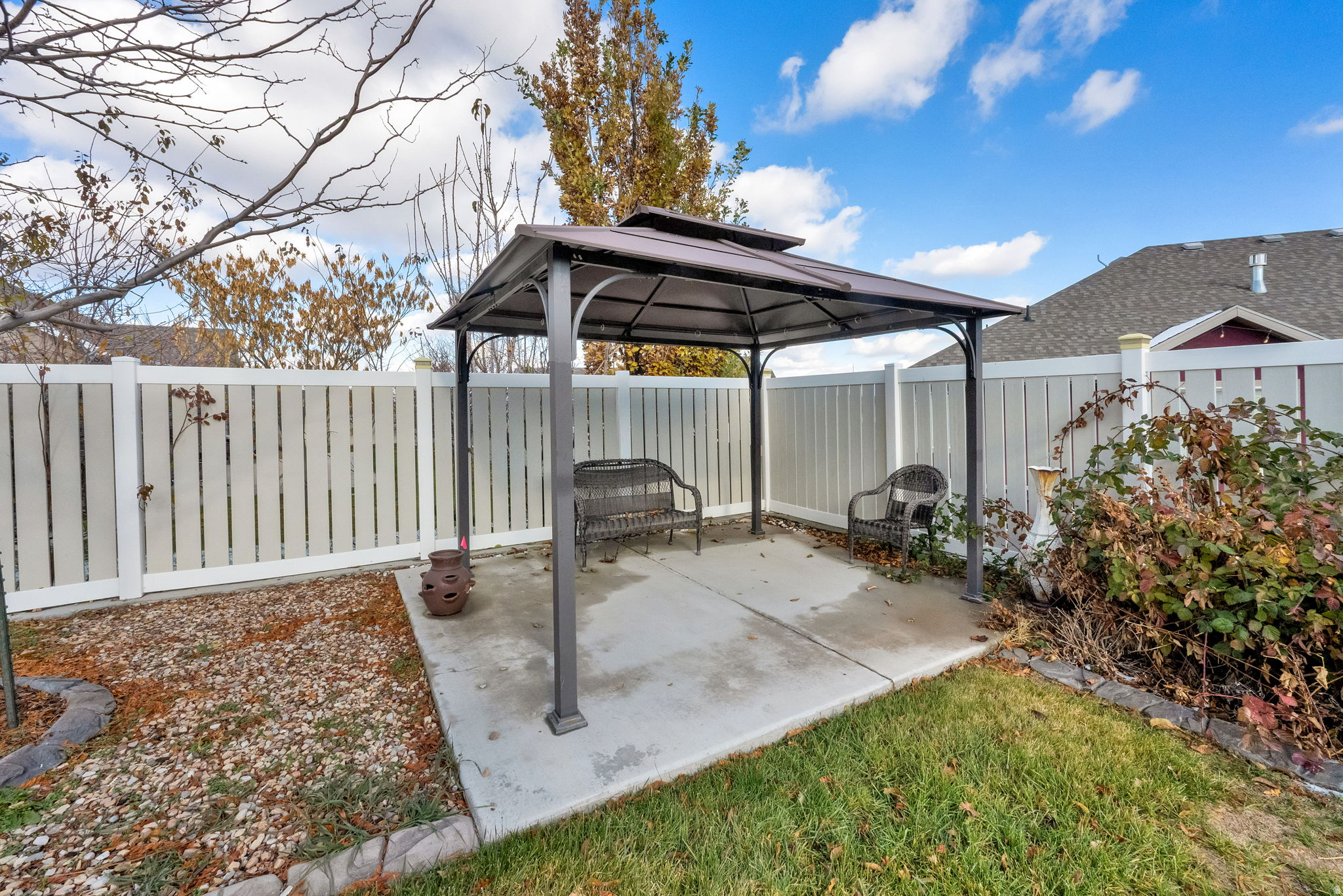 VISTAS AT WESTRIDGE - Residential