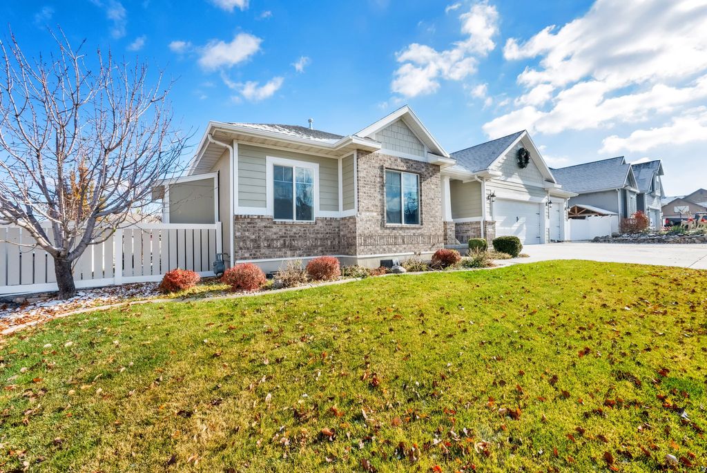 Photo of 4441 S WYNRIDGE LN, West Valley City, UT 84128 (MLS # 2125262)