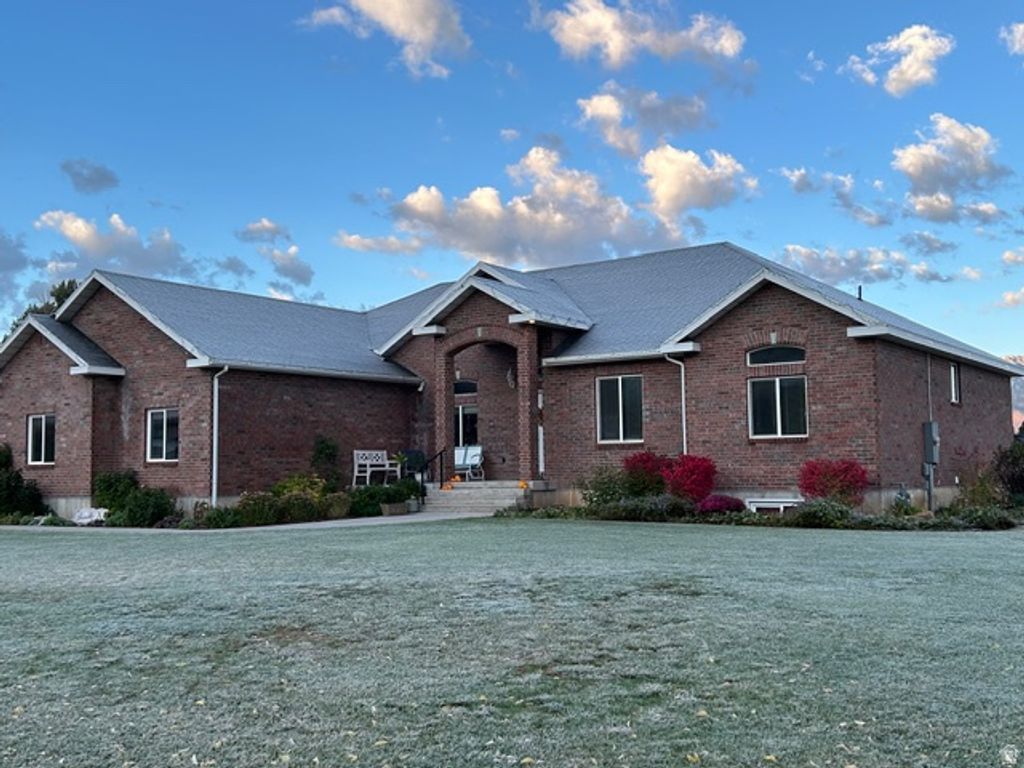 Photo of 3883 S 250 E, Nibley, UT 84321 (MLS # 2121795)