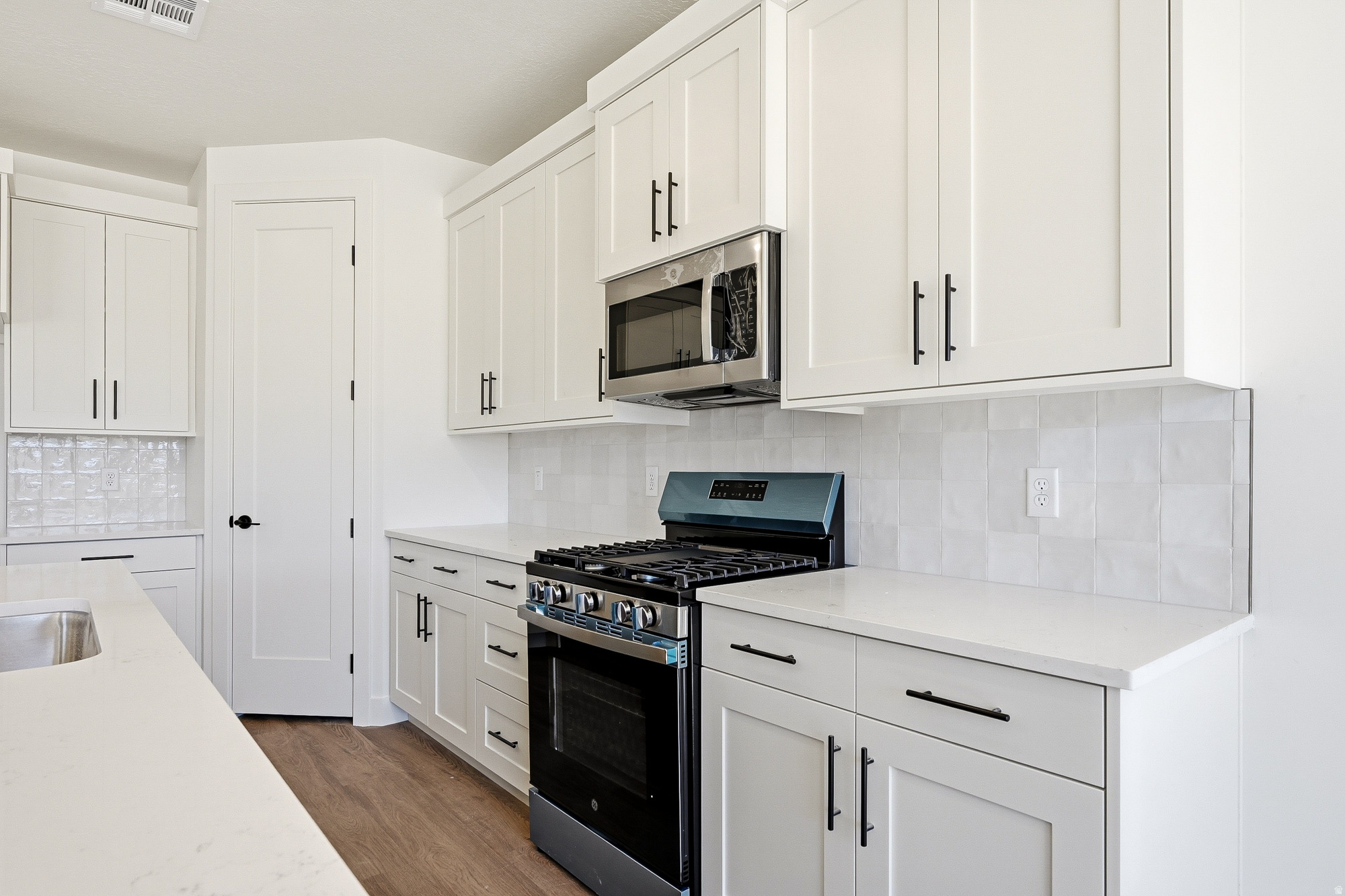 PINE VIEW ESTATES - Residential