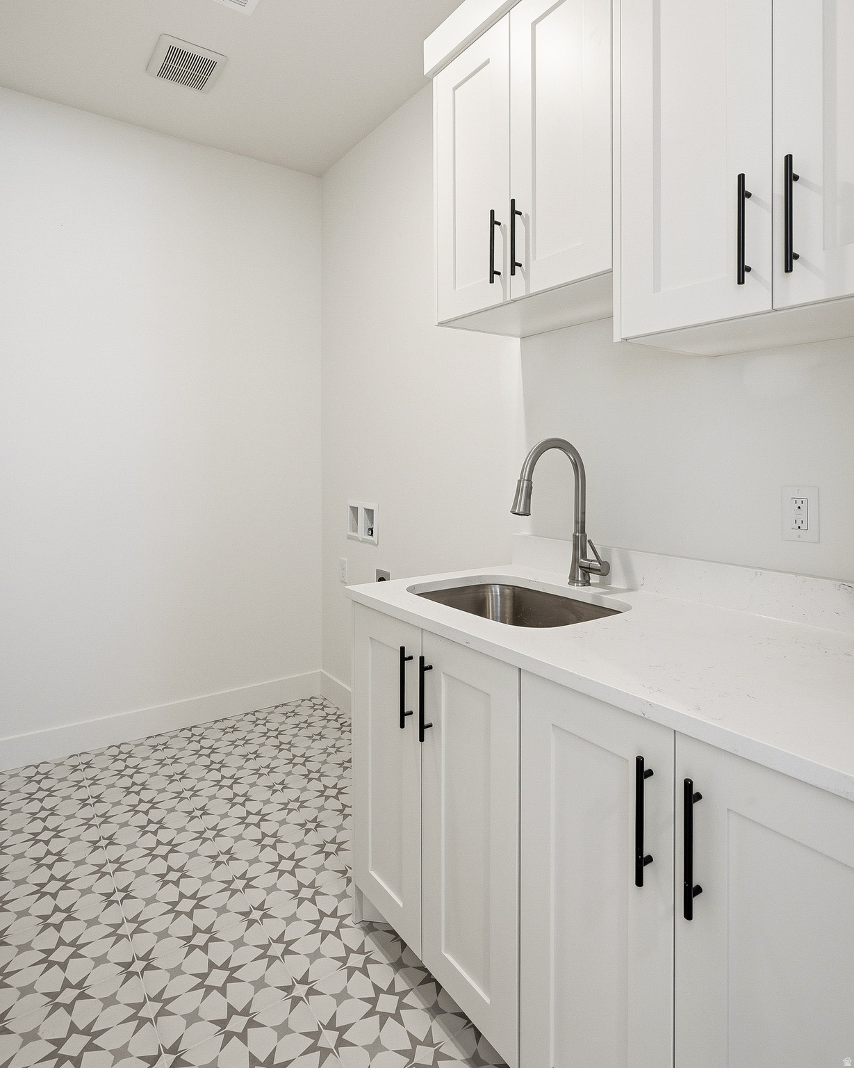 PINE VIEW ESTATES - Residential