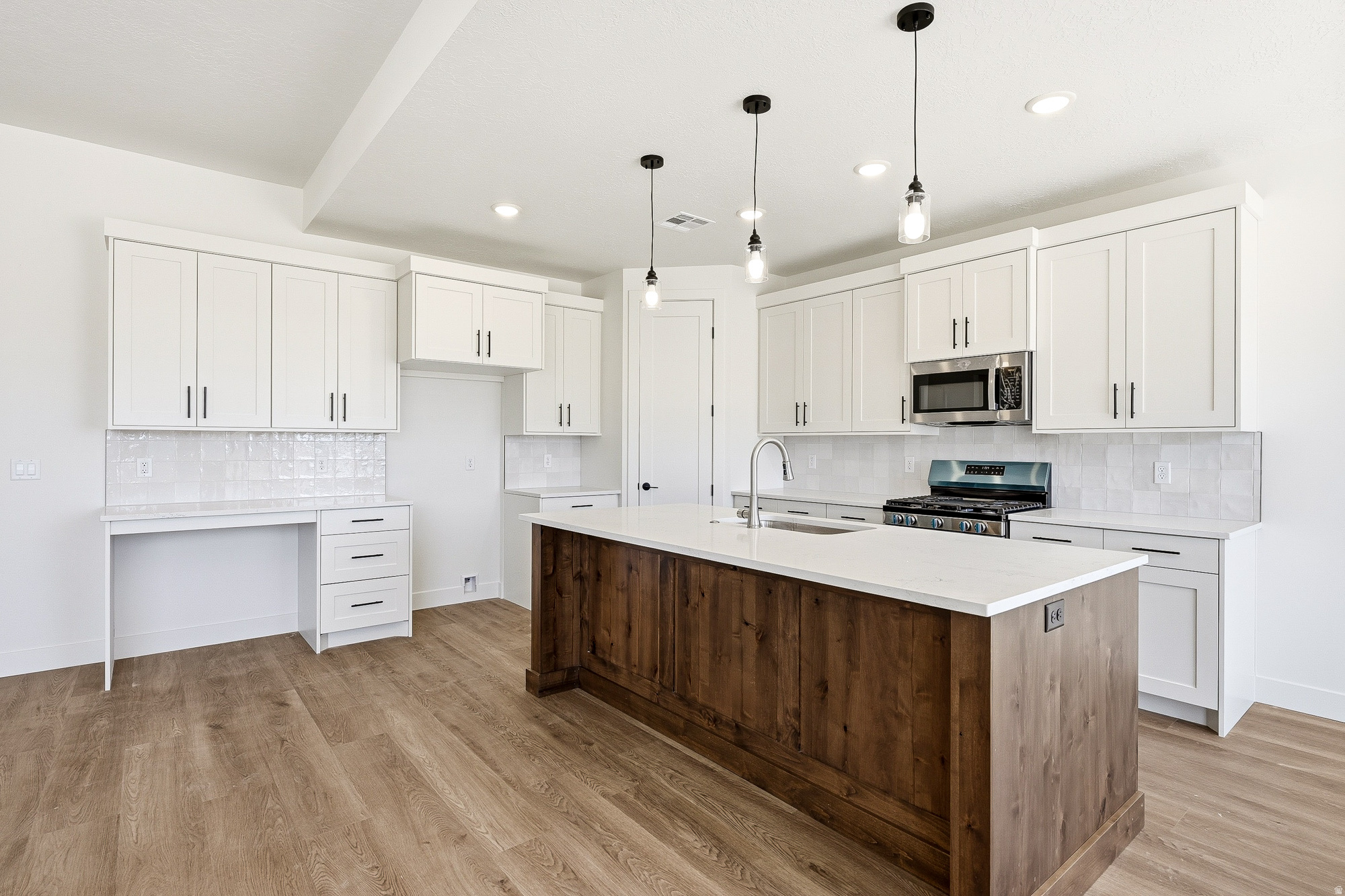 PINE VIEW ESTATES - Residential