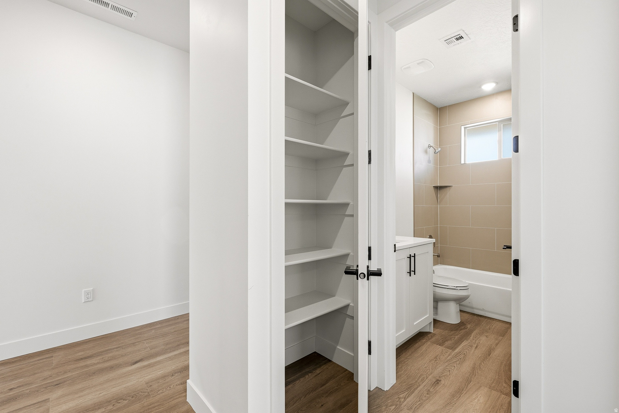 PINE VIEW ESTATES - Residential