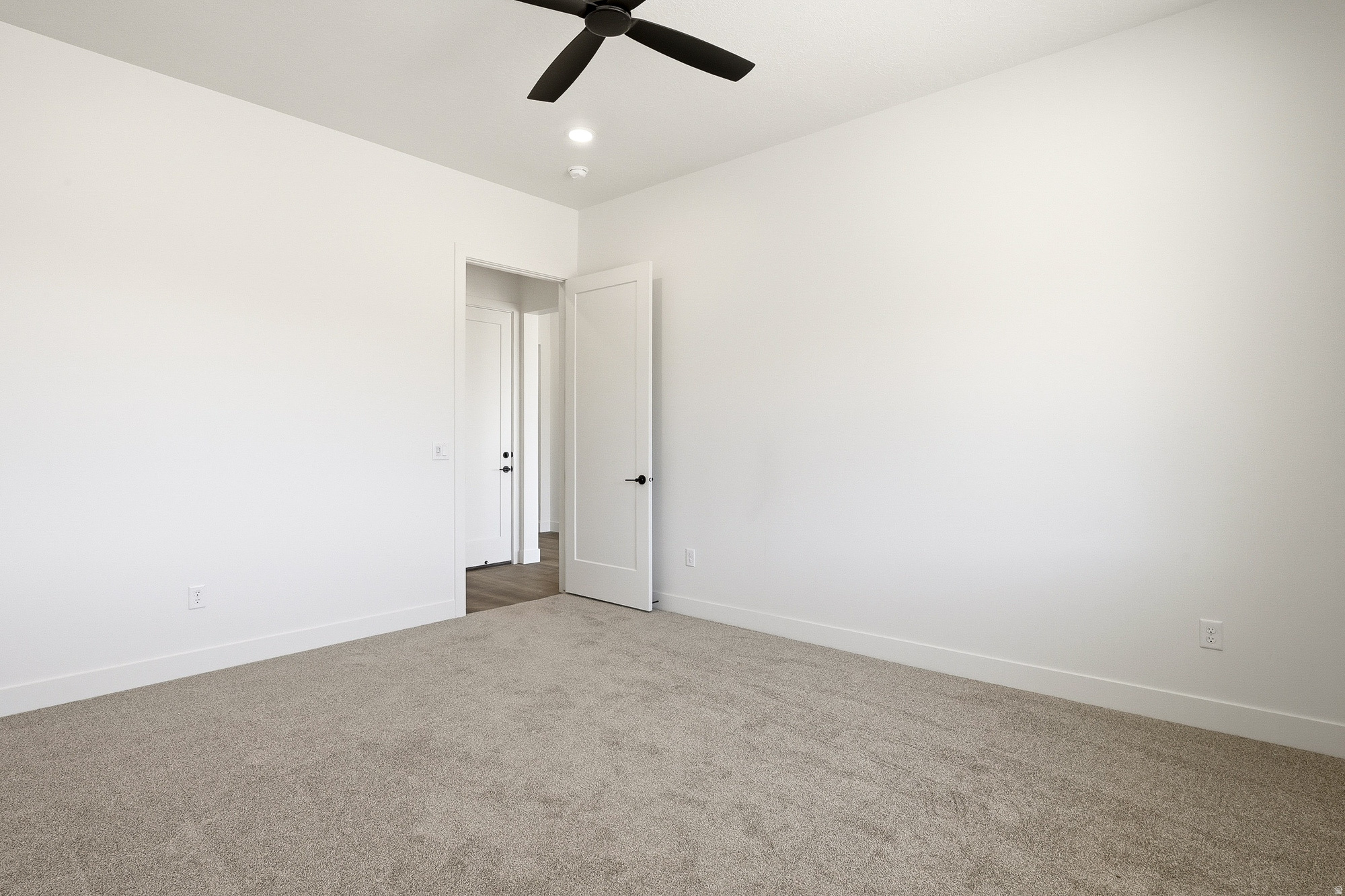 PINE VIEW ESTATES - Residential