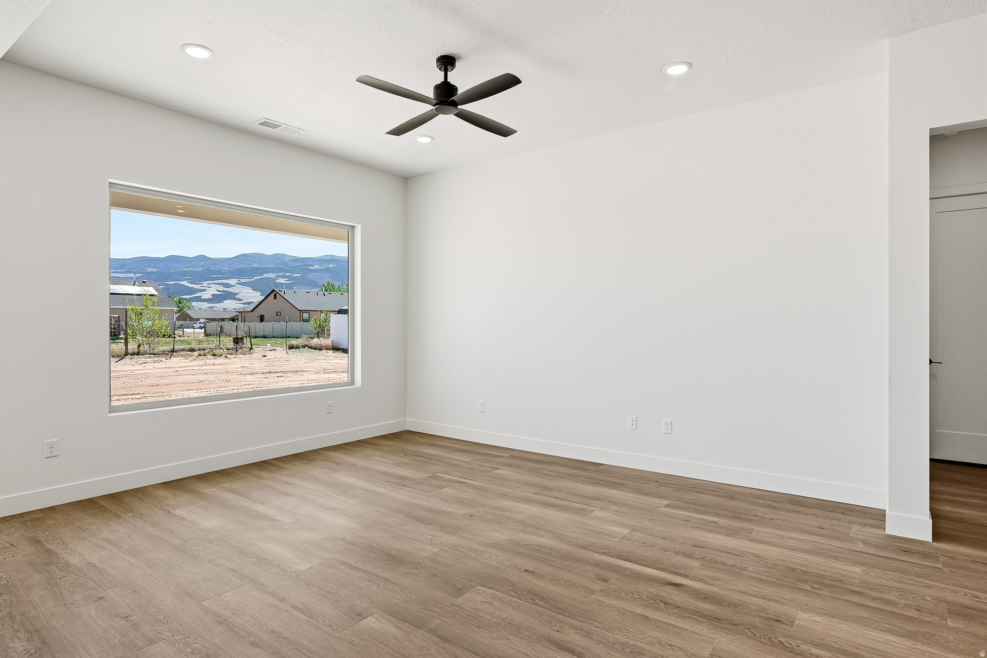 PINE VIEW ESTATES - Residential