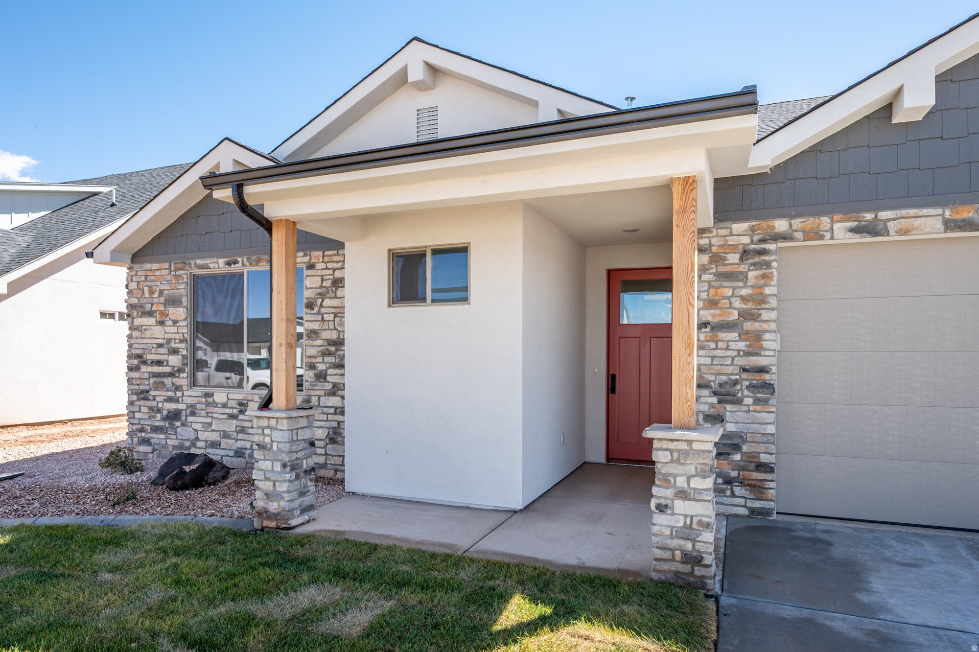 PINE VIEW ESTATES - Residential