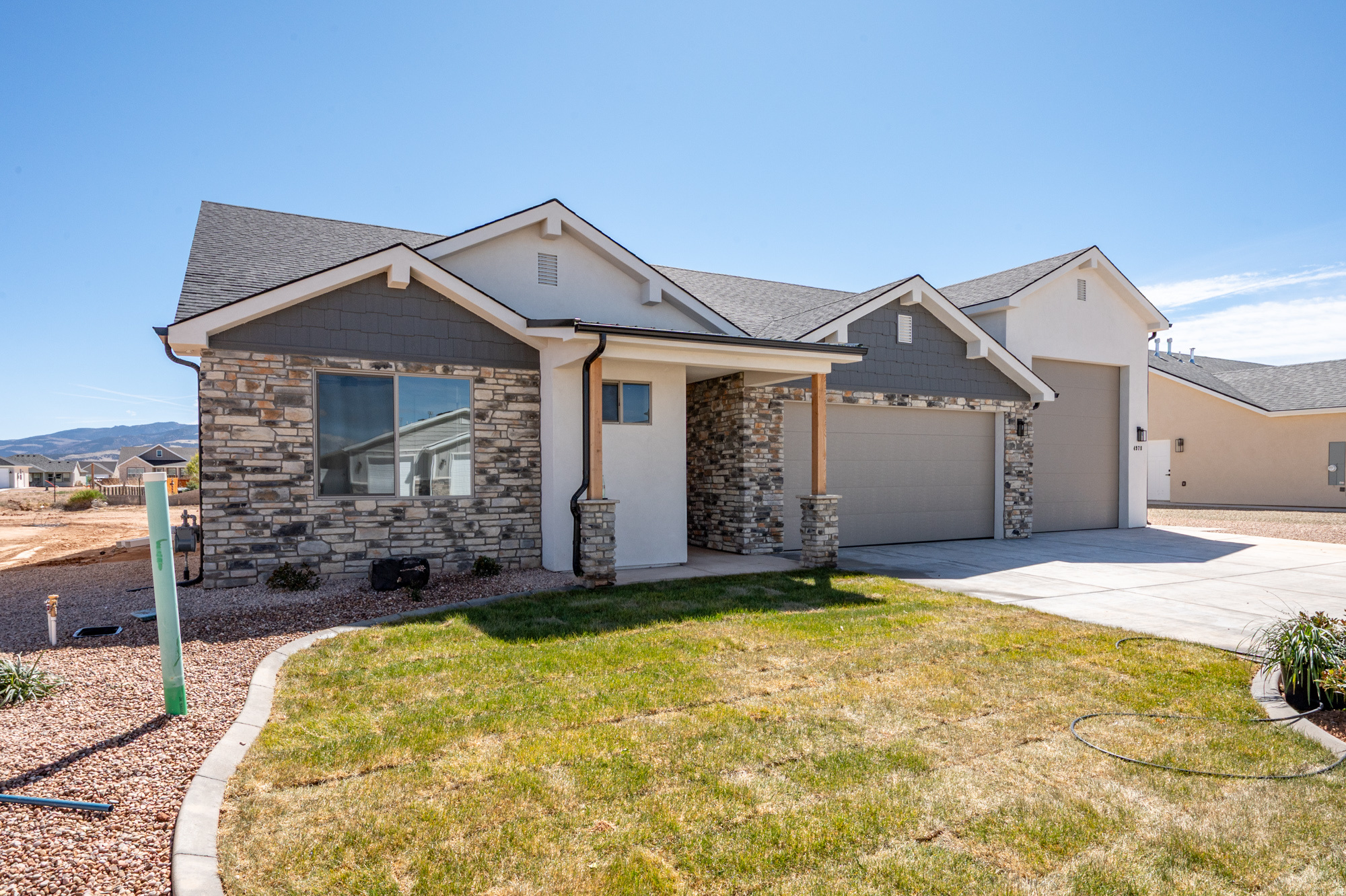 PINE VIEW ESTATES - Residential