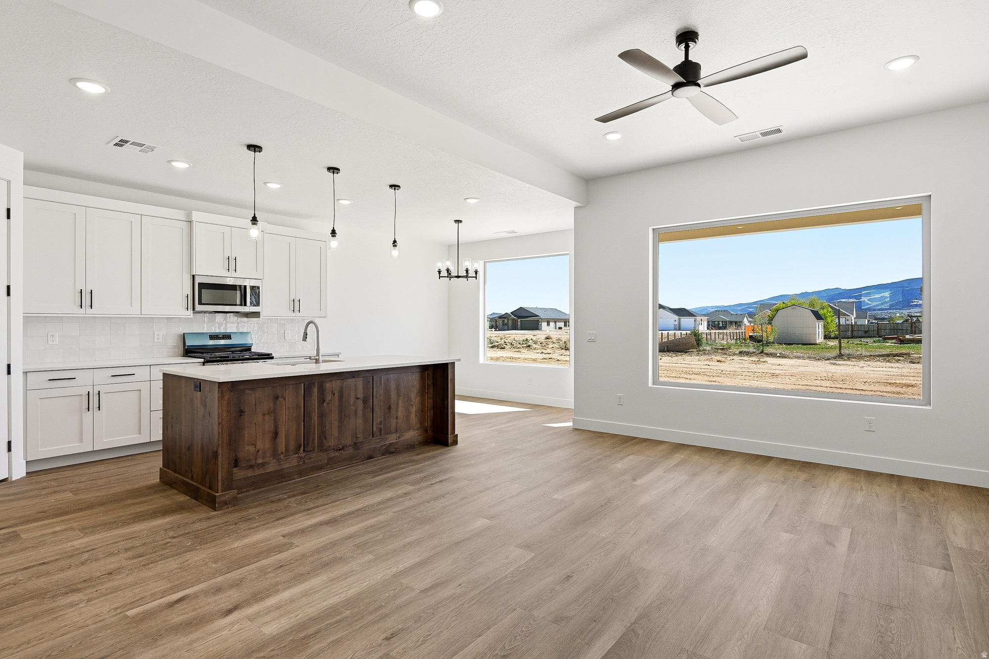 PINE VIEW ESTATES - Residential