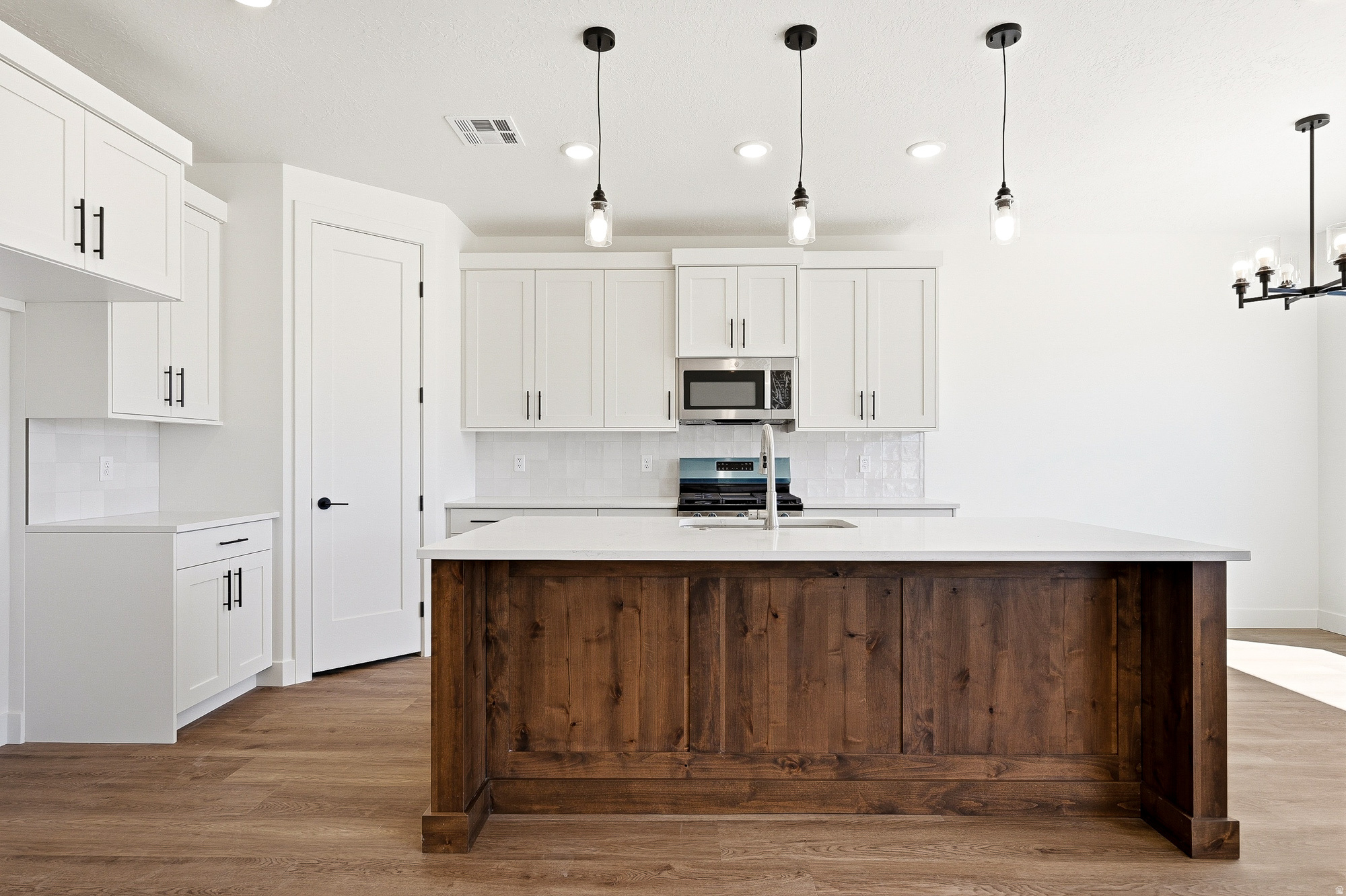 PINE VIEW ESTATES - Residential