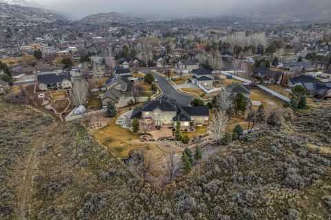Tiny photo for 596 S CASCADE CT, Alpine, UT 84004 (MLS # 2141638)