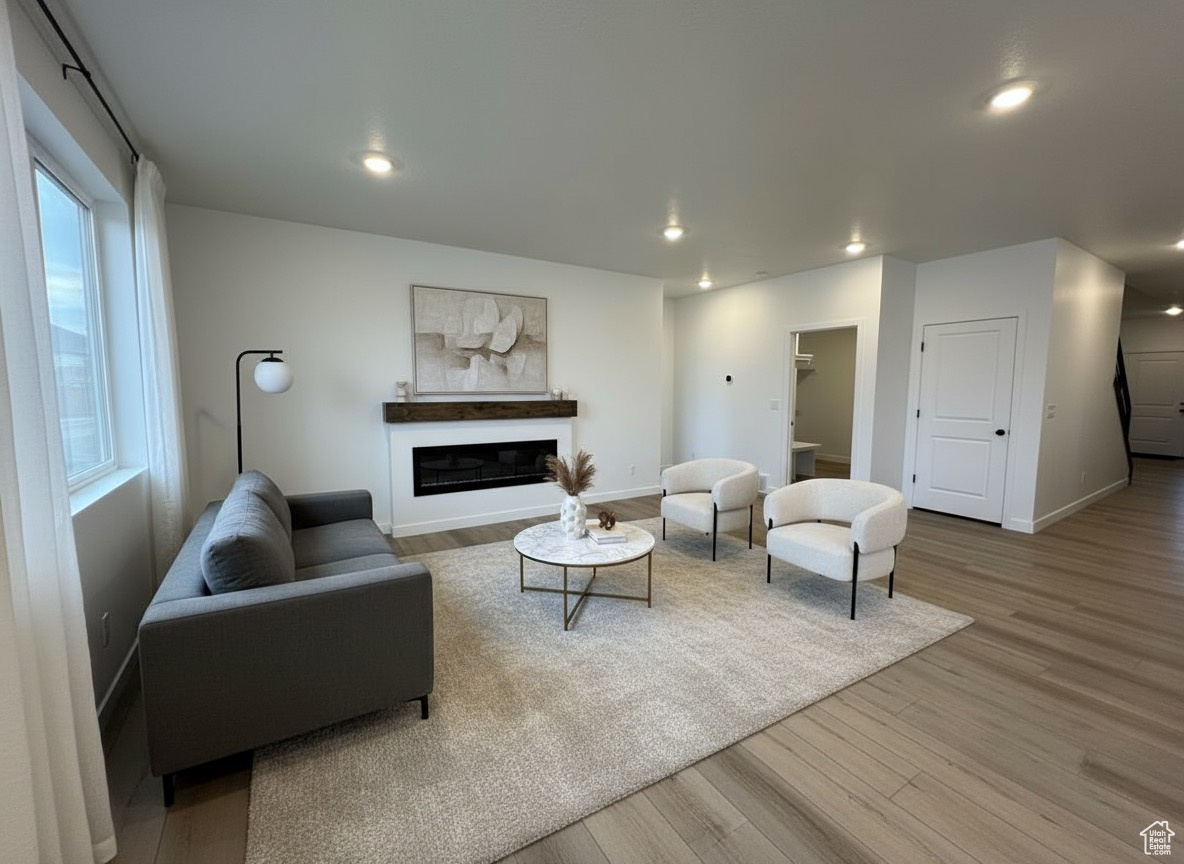 RIVERSIDE ESTATES - Residential