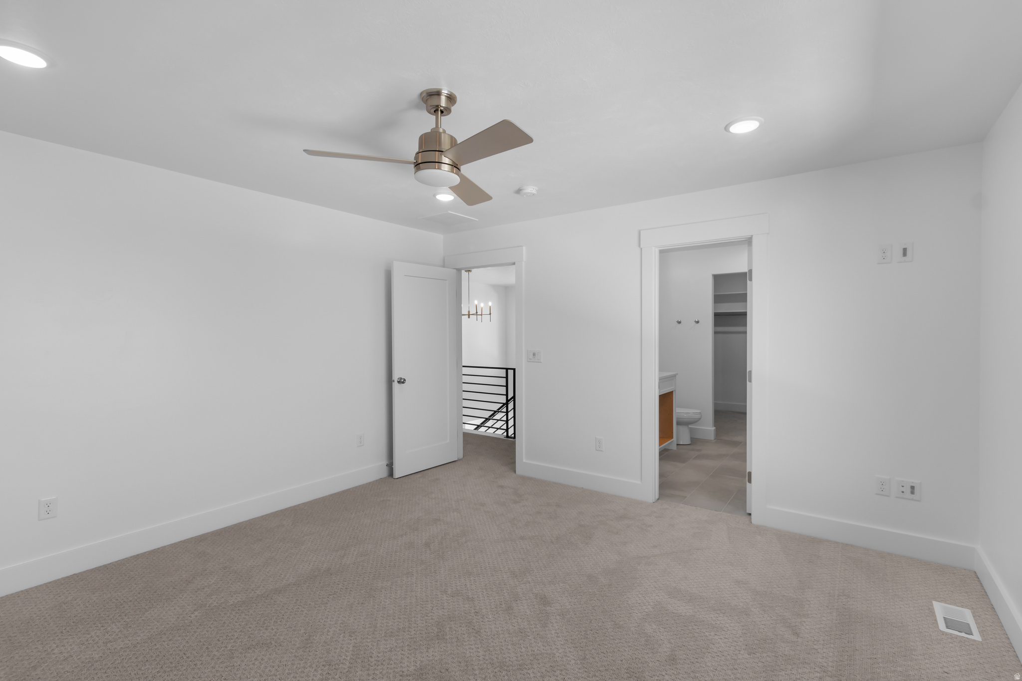 RIVERGATE - Residential